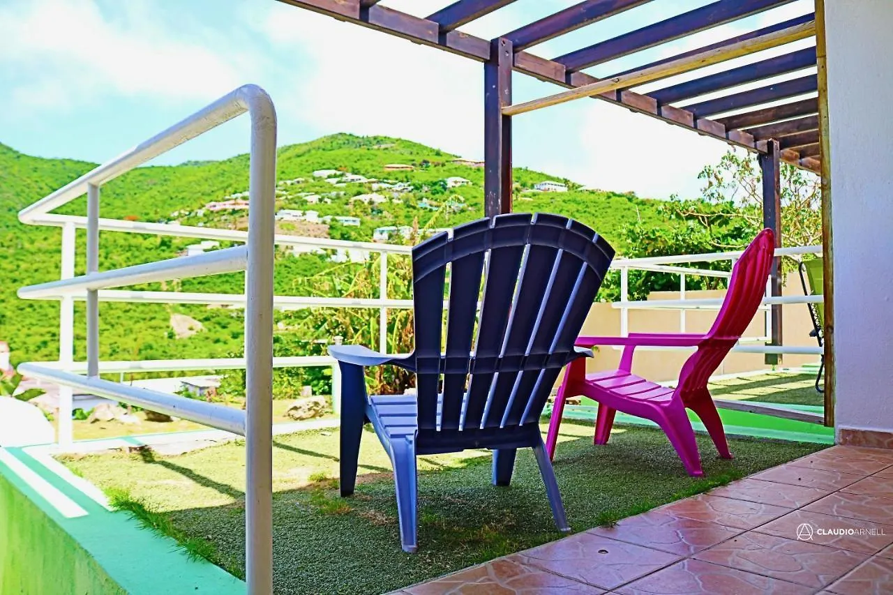 Guest house Over The Hill Residence La Savane
