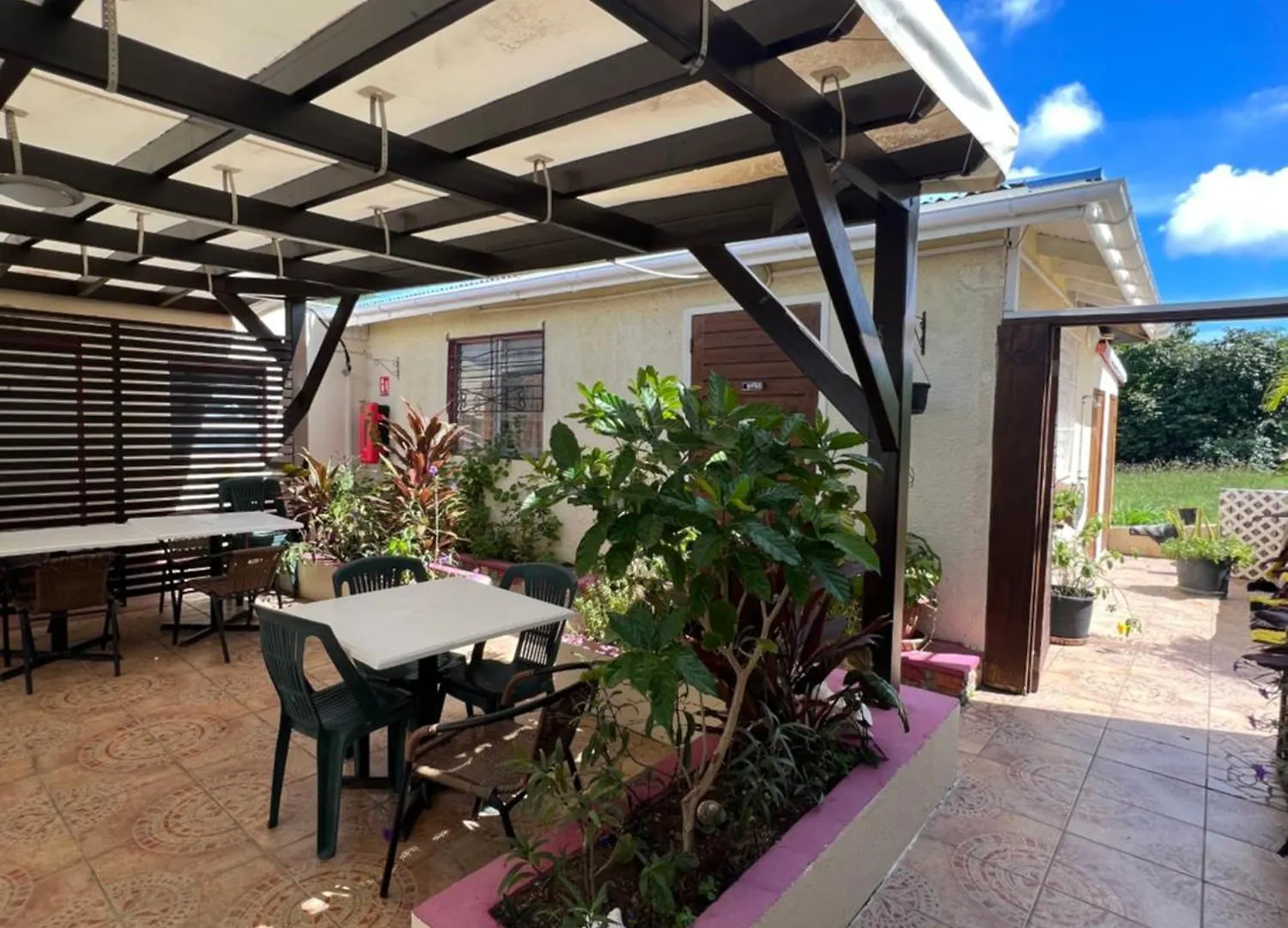** Guest house Over The Hill Residence La Savane Sint Maarten/Saint Martin