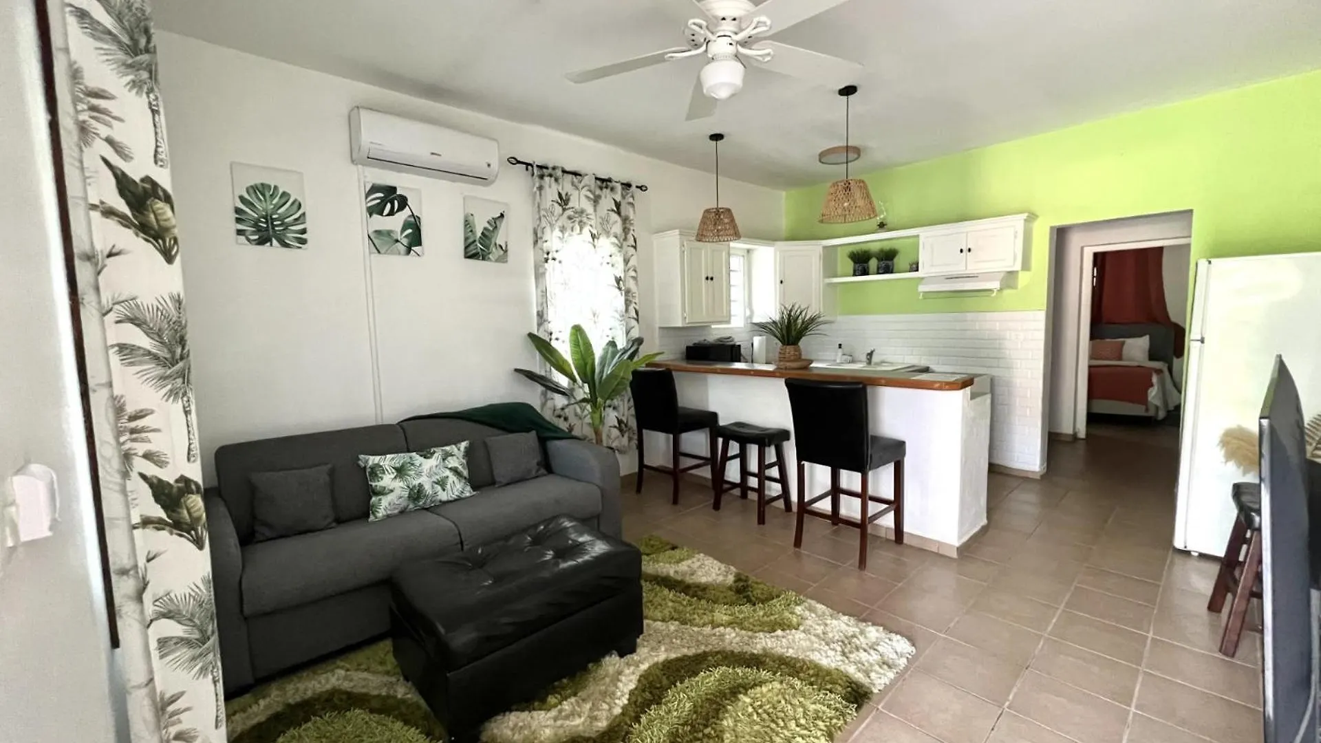 Over The Hill Residence La Savane Sint Maarten/Saint Martin