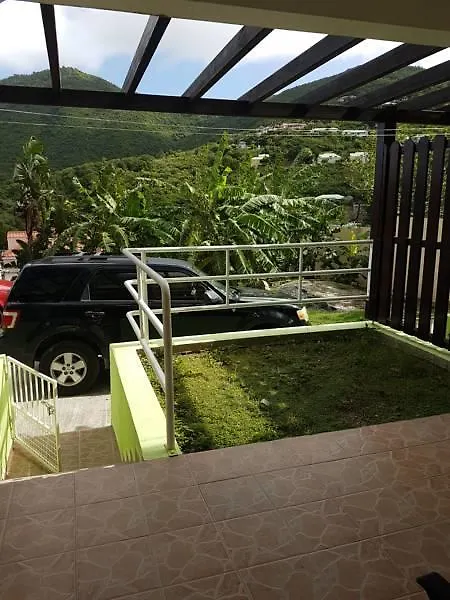 Over The Hill Residence La Savane Guest house